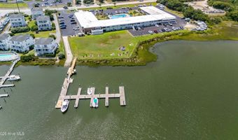 1918 W Ft Macon Rd 201, Atlantic Beach, NC 28512