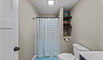 1100 Hunter Ct, Adel, IA 50003