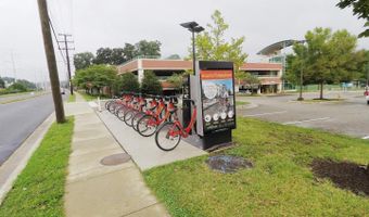 4500 S FOUR MILE RUN Dr 220, Arlington, VA 22204