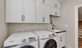 6321 VISTA DEL BOSQUE Dr, Albuquerque, NM 87120