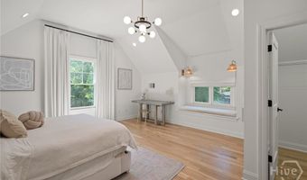 140 Meadowview Rd, Athens, GA 30606