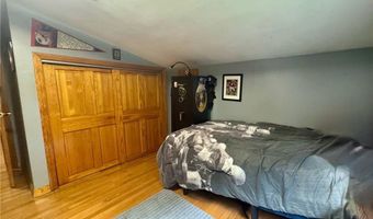 542 Main St, Hopkinton, RI 02833
