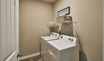 82 W Sarah Side Dr, Harrington, DE 19952