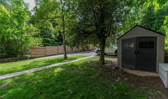 17 S Airmont Rd, Airmont, NY 10901