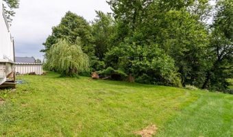 627 NE 6th, Dyersville, IA 52040