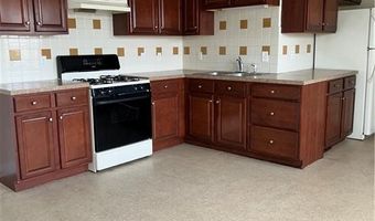 575 Main St 2B, East Greenwich, RI 02818