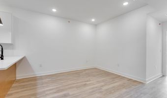 2404 N 6TH St 3, Philadelphia, PA 19133