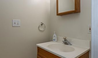 48903 N Ridge Rd, Amherst, OH 44001