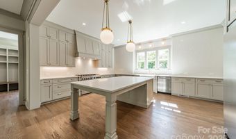 839 Drummond Ave, Charlotte, NC 28205