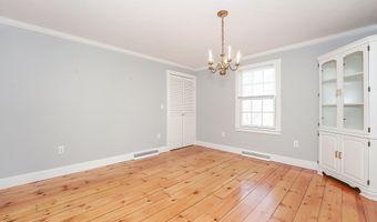 240 Oak St, Centerville, MA 02632