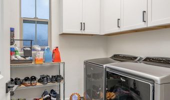 923 W YELLOWSTONE Way, Chandler, AZ 85248