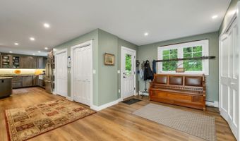 78 Cates Ln, Brookfield, NH 03872