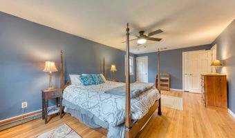 165 Oak Ridge Dr, Berlin, CT 06037