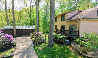 6409 Old Wood Rd, Ashtabula, OH 44004