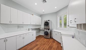 2338 Dolphin Ct, Henderson, NV 89074