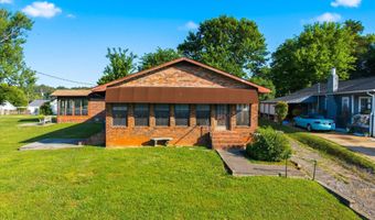 924 E Madison Ave, Athens, TN 37303