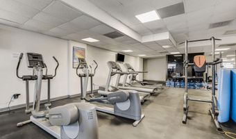 2111 WISCONSIN Ave NW 404, Washington, DC 20007