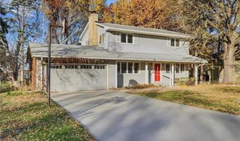 1823 Gramsie Rd, Arden Hills, MN 55112