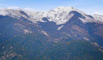 102 Spanish Peaks Rd, Arroyo Hondo, NM 87513