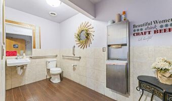 2405 4th St NW, Austin, MN 55912