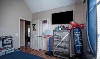 243 E Pinebrook Dr, Brandon, MS 39047