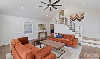 3954 NC 80 Hwy, Bakersville, NC 28705