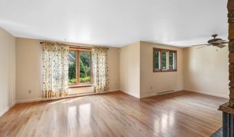 4 Butterworth Rd, Beverly, MA 01915