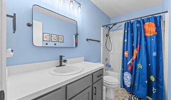 107 Keswick Ct, Amherst, OH 44001