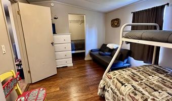454 Bay City Rd, Apalachicola, FL 32320