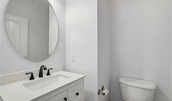100 Cross Pointe Ln, Aberdeen, NC 28315