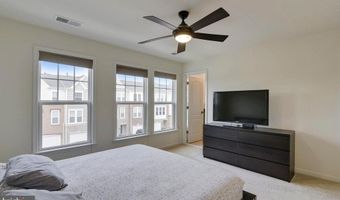 21782 MEARS Ter, Ashburn, VA 20147