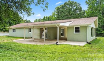 2910 Floral Dr, Albemarle, NC 28001