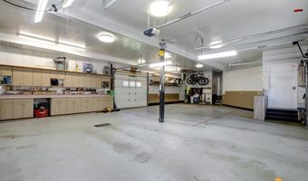 9501 Birch Rd, Anchorage, AK 99507
