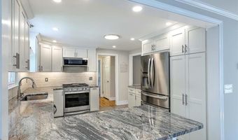 15 LAFAYETTE Rd, Barrington, RI 02806