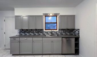 616 N 4th St, Arkansas City, KS 67005