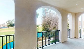 2750 W 182nd St 112, Torrance, CA 90504