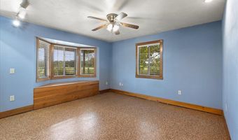 6351 SW 2nd Ln, Bell, FL 32619