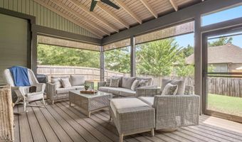 660 BARKLEY Cir, Alabaster, AL 35007
