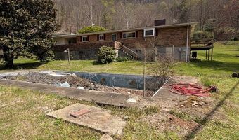 4583 COAL RIVER Rd, Arnett, WV 25007