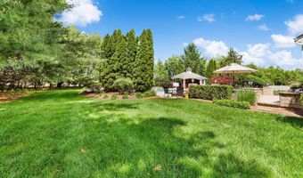 61 Cliffwood Dr, Allentown, NJ 08501