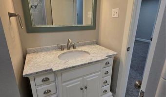 613 Comanche Trl, Altus, OK 73521
