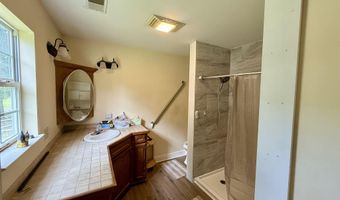 195 Wild Turkey Ln, Camden, SC 29020