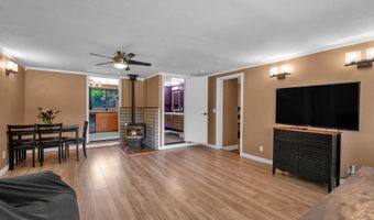 630 COLONIAL Dr, Springfield, OR 97477