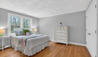 3 Seten Cir, Andover, MA 01810