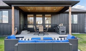 740 W, Berthoud, CO 80513