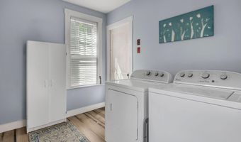 31 Wiley St, Bangor, ME 04401