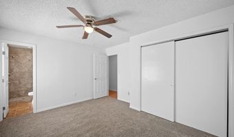 960 W RHODES Ave, Aransas Pass, TX 78336