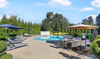 2227 Christopher Way, Allenwood, NJ 08720