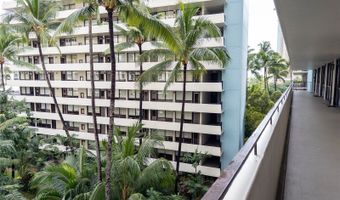 425 Ena Rd 607C, Honolulu, HI 96815
