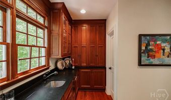 210 Riverview Rd, Athens, GA 30606